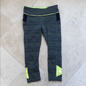 Lululemon cropped leggings